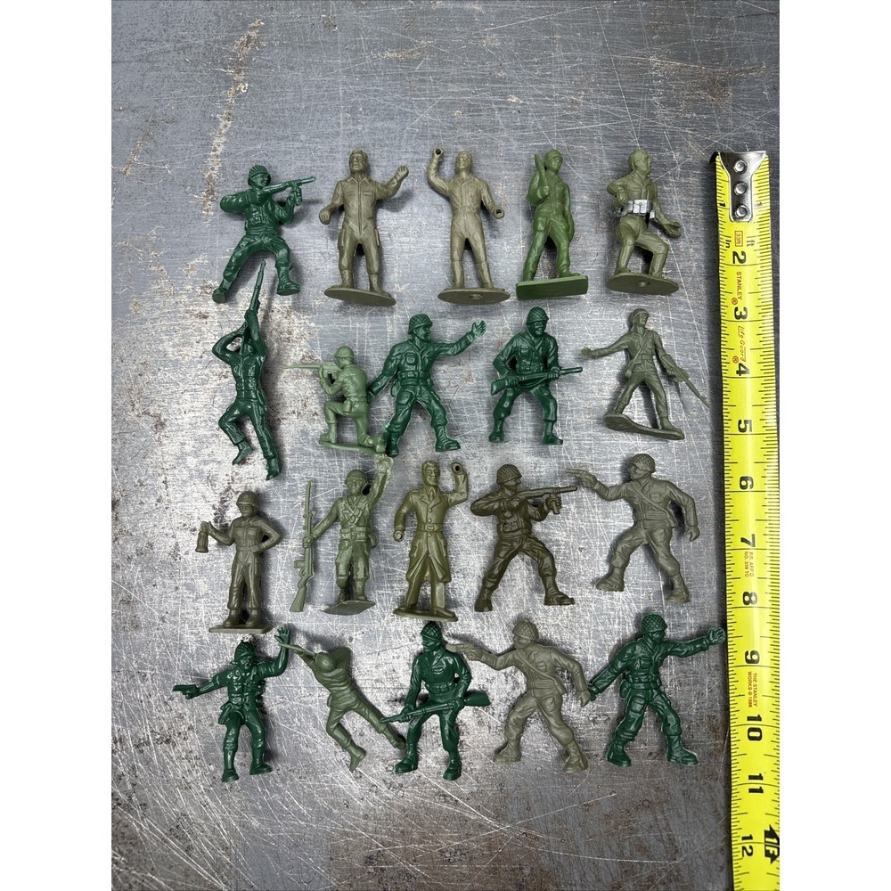 Vintage 1960s Marx MPC Tim Mee Playset Plastic Figures Green Army Lot Of 20